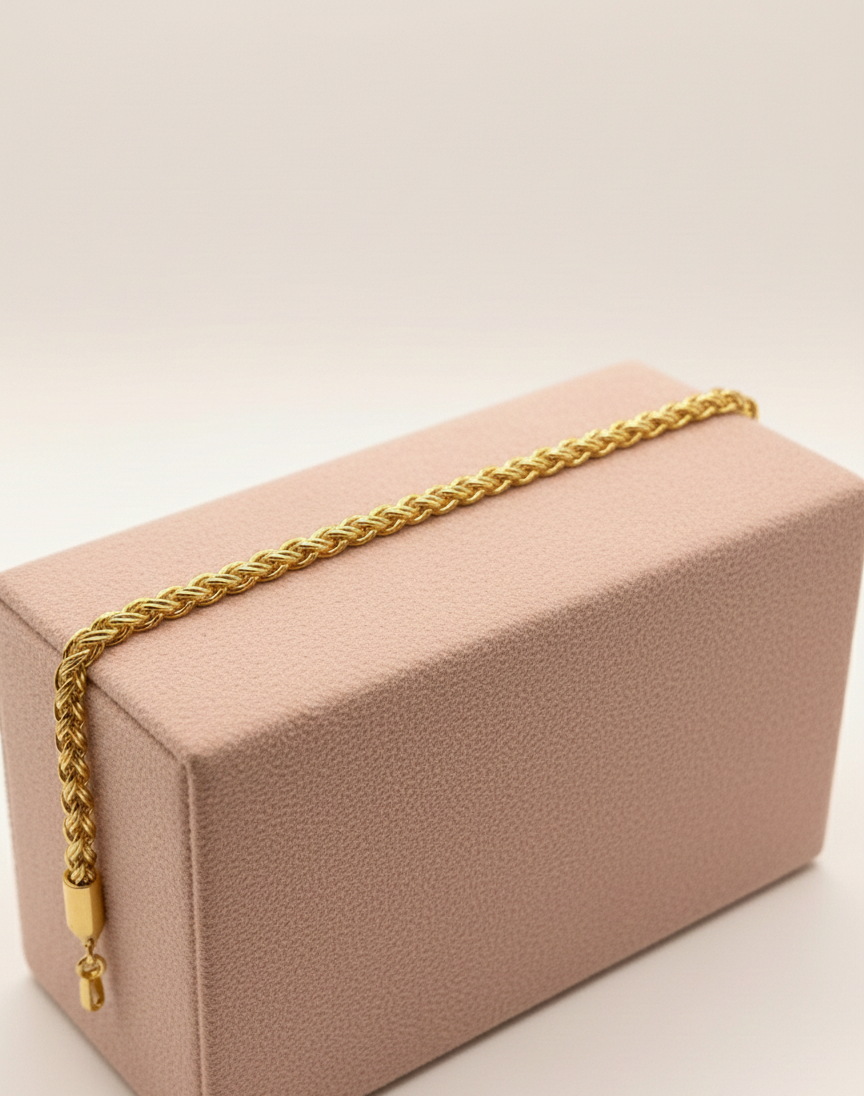 Pulseira grume de elos médios trançada